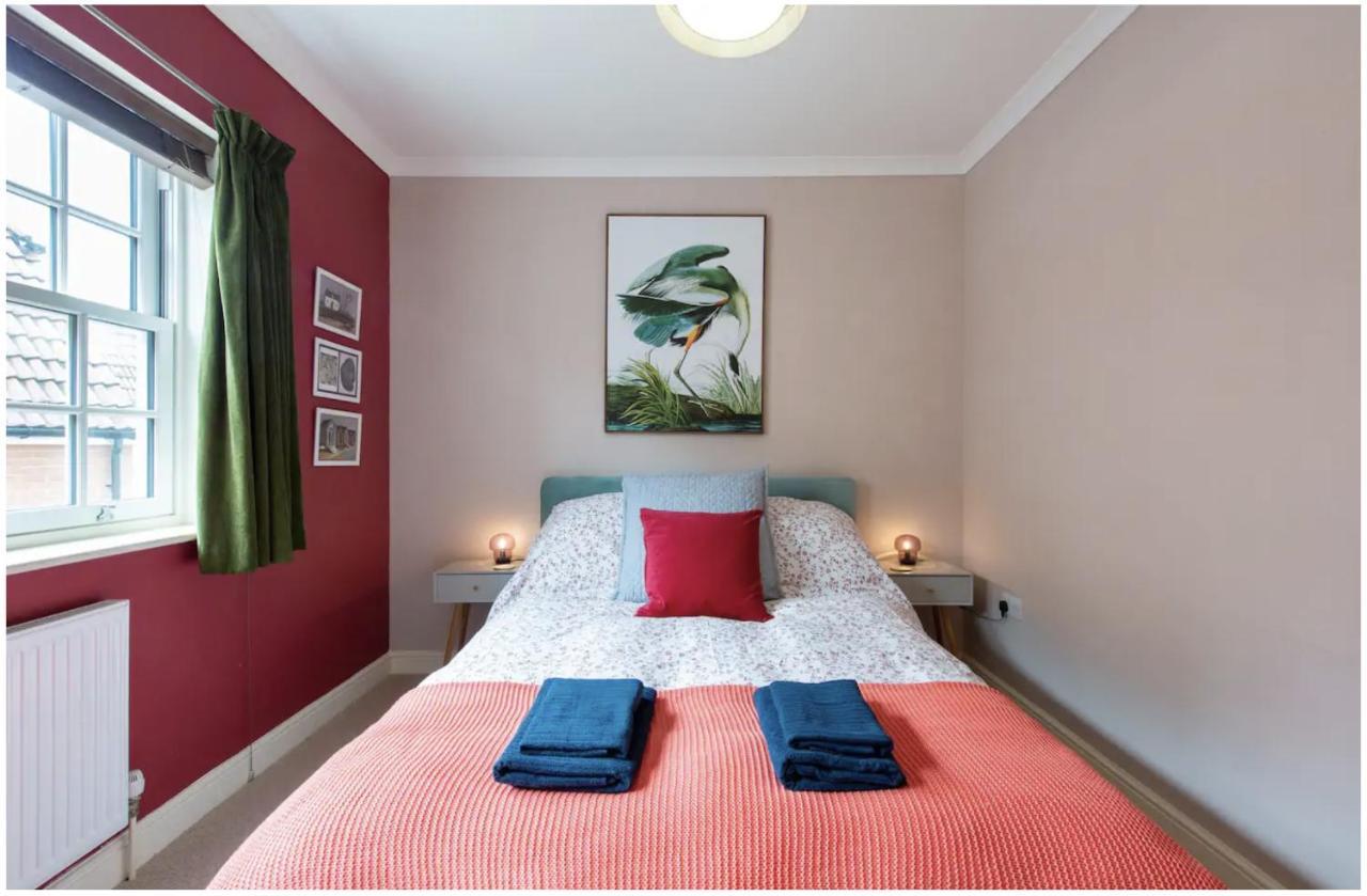 Wells City Centre, Quiet Mews House, Sleeps 6 Villa ภายนอก รูปภาพ